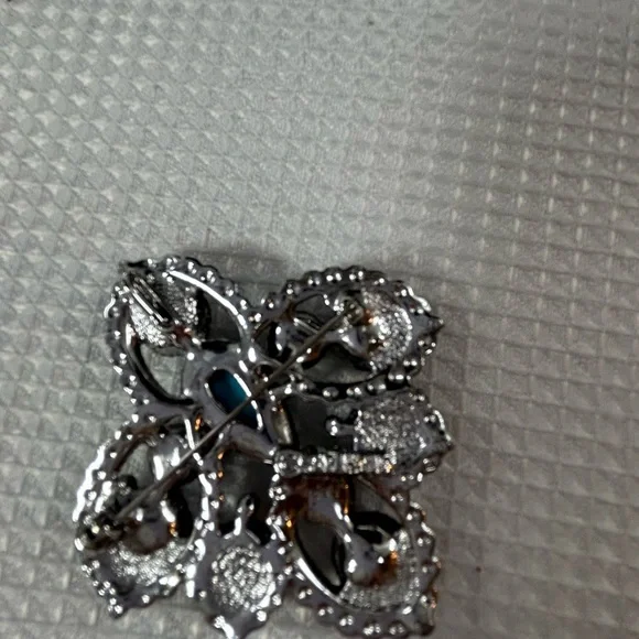 Vintage, western jewelry, Sarah Coventry imperial Catherine pendant - Picture 6 of 6